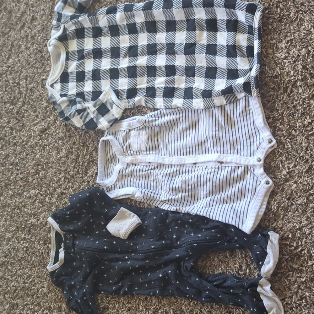 Kids' Boys 0-6M Black and White Romper Sleep Set